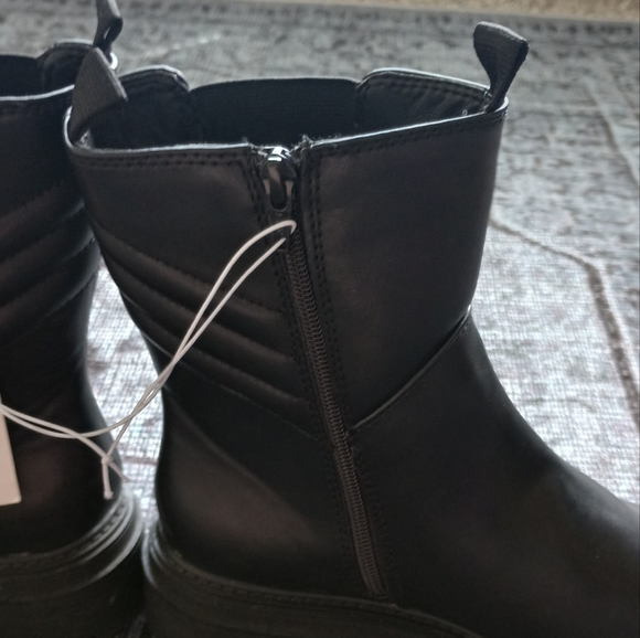 A New day - Picture 3 of 9